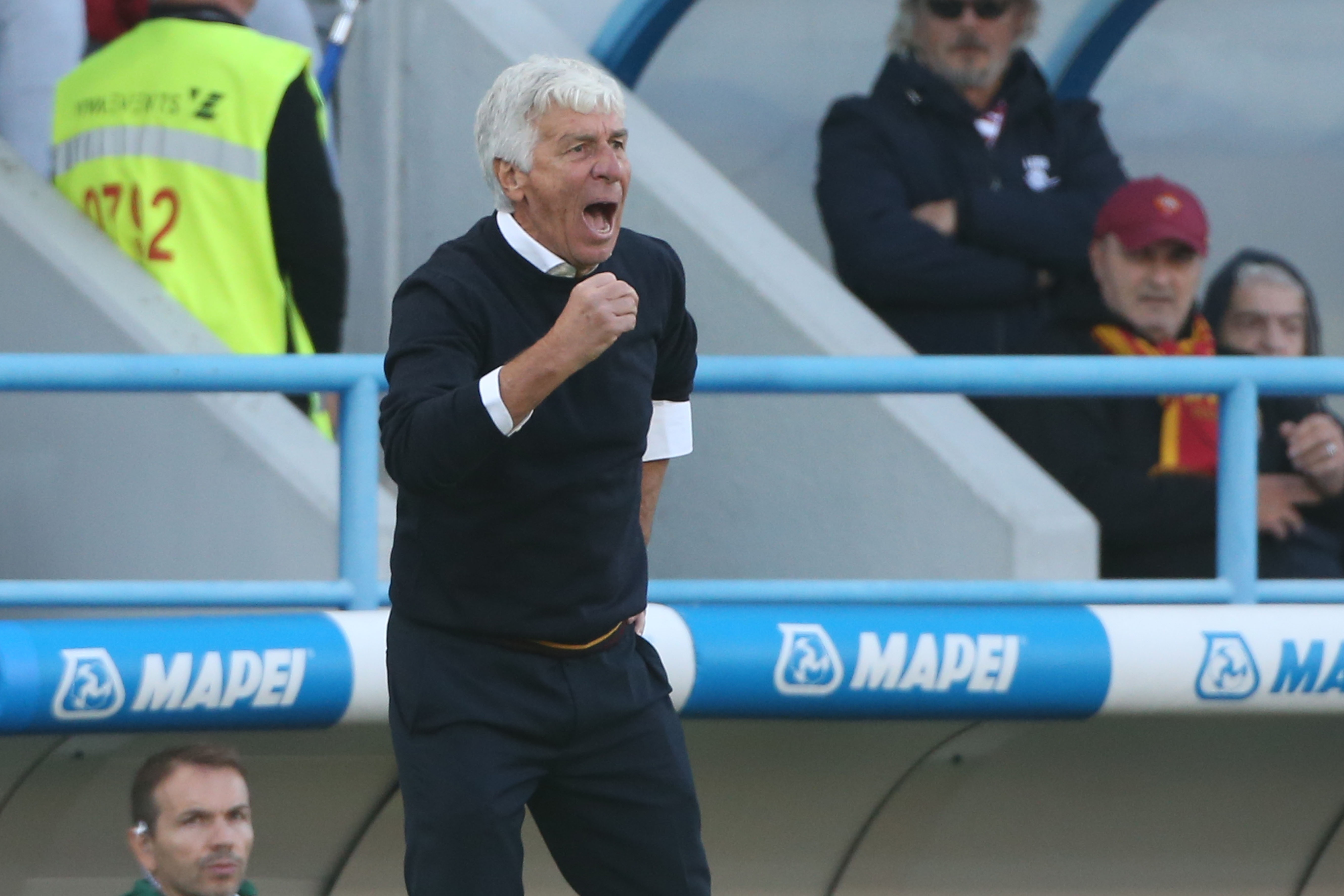 开云体育网址-加斯佩里尼：罗马拥有马伦的买断权，红牌改变了比赛的局势